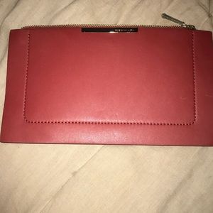 NWT BCBG MAXAZRIA Clutch